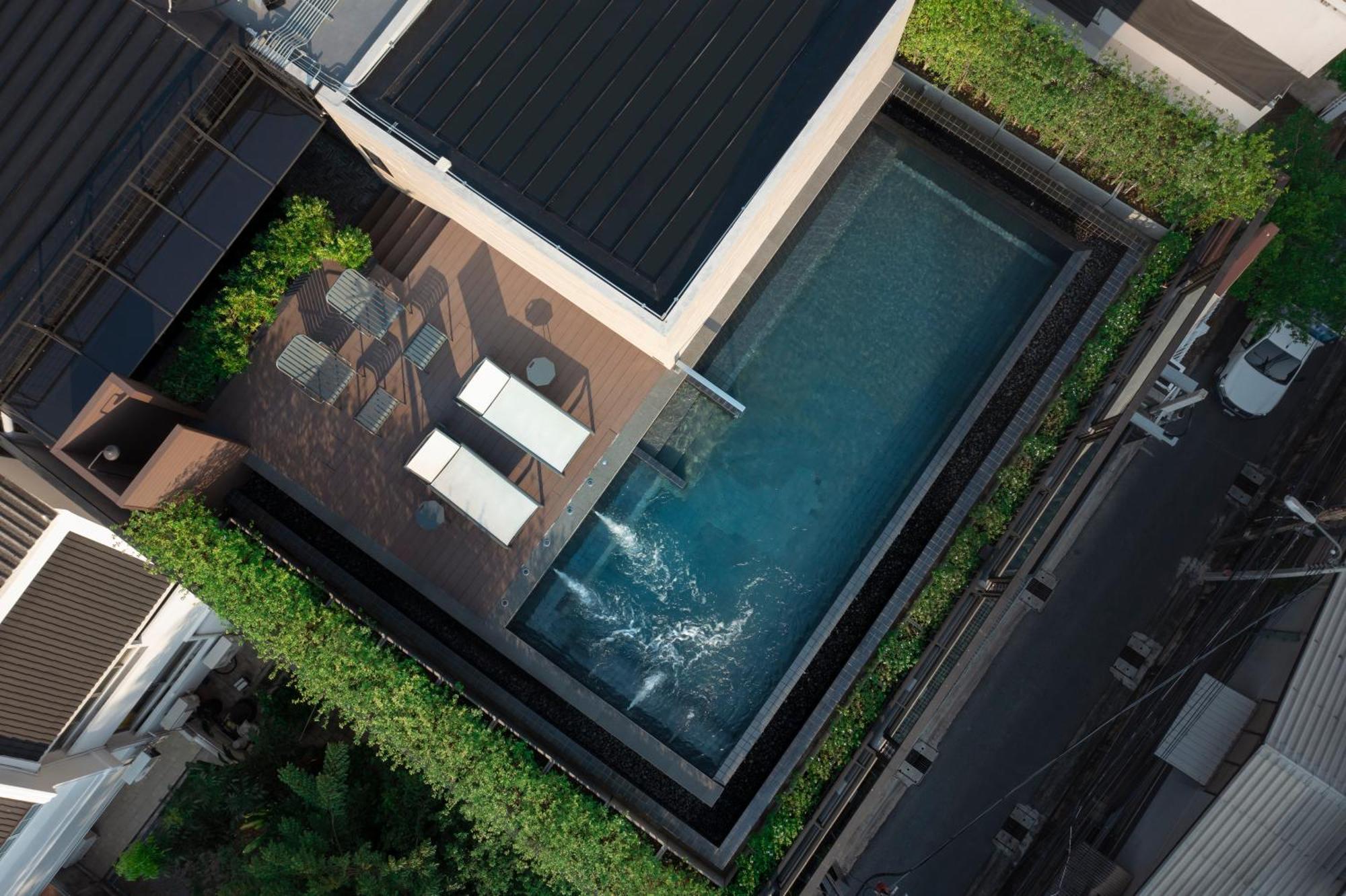 Passa Hotel Bangkok Exterior photo