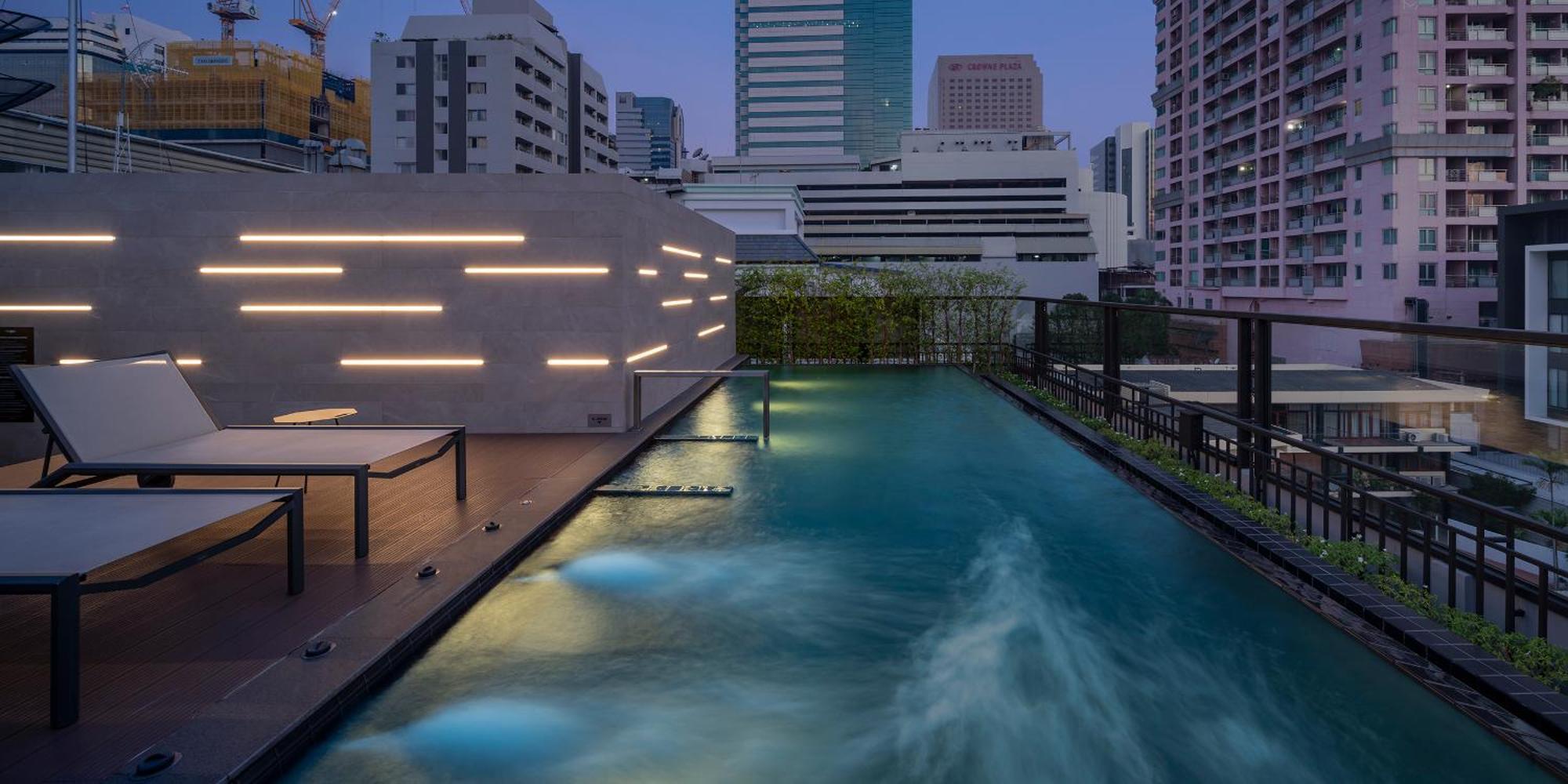 Passa Hotel Bangkok Exterior photo